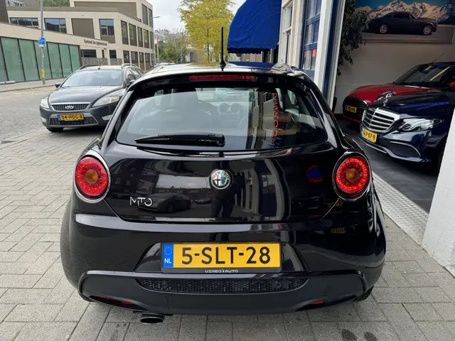 Alfa Romeo MiTo 1.3 JTDm ECO Distinctive 2013 Diesel 6
