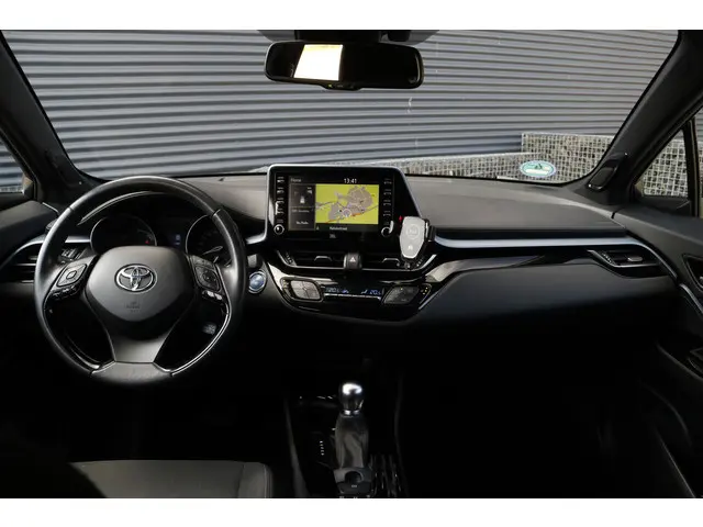 Toyota C-HR 1.8 Hybrid Style 2021 Hybride Benzine 23