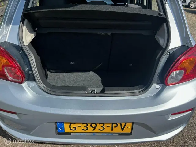 Mitsubishi Space Star 1.0 Cool+ 2019 Benzine 6