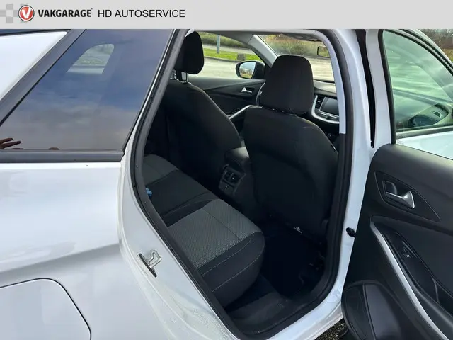 Opel Grandland X 1.2 Turbo Business Edition 2021 Benzine 14