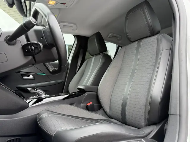 Peugeot e-208 EV Allure 50 kWh Aut. 2020 Elektrisch 9