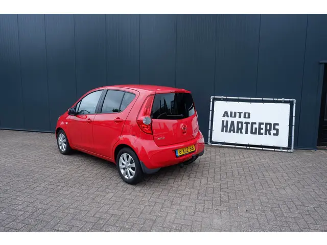 Opel Agila 1.2 Berlin 2014 Benzine 5