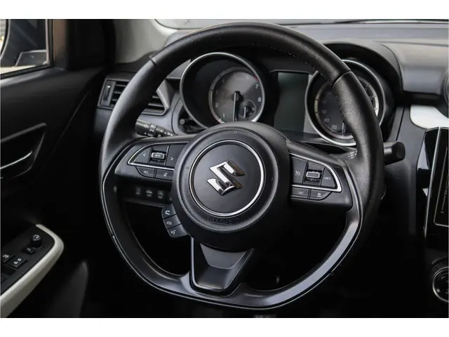 Suzuki Swift 1.0 Stijl Smart Hybrid 2017 Hybride Benzine 9