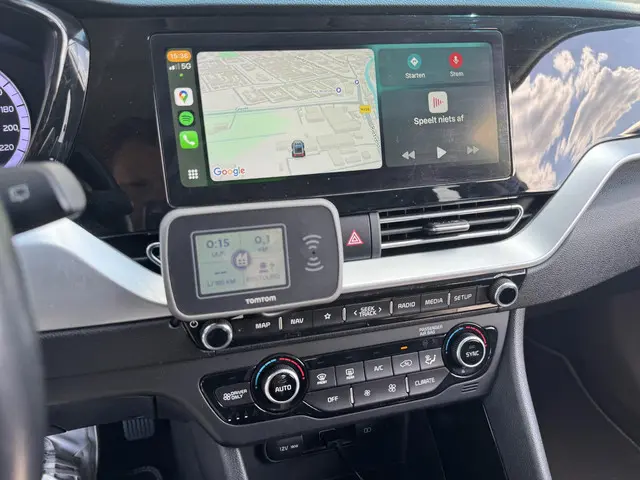 Kia Niro 1.6 GDI HYBRID DYNAMICLINE 2020 Hybride Benzine 23