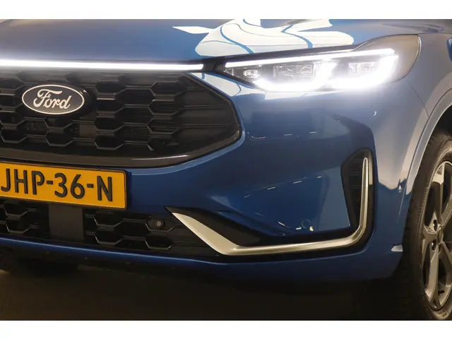 Ford Kuga 2.5 PHEV ST-Line X 2025 Hybride Benzine 20