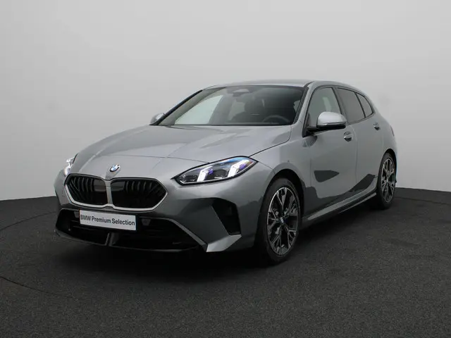 BMW 1 Serie 120 2025 Benzine 21