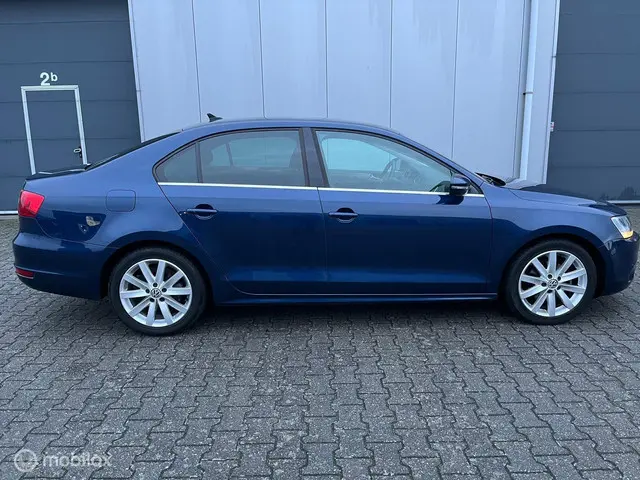 Volkswagen Jetta 1.4 TSI Highline 2013 Benzine 9