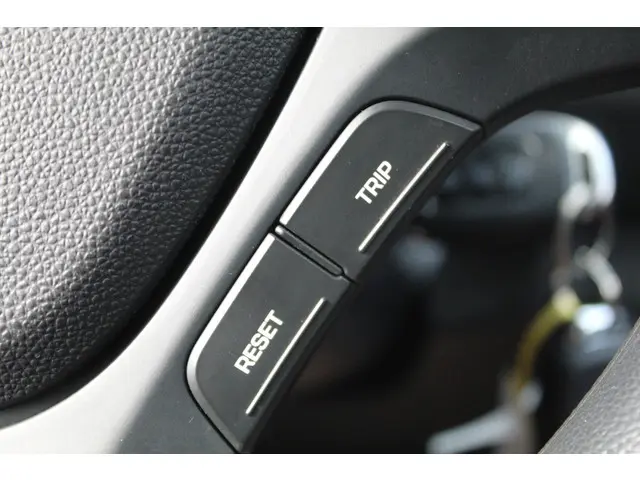 Hyundai i10 1.0i Comfort NAVI 2018 Benzine 13