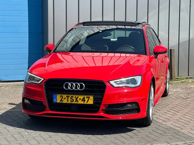 Audi A3 Sportback 1.4 TFSI S-LINE PANO 2014 Benzine 2