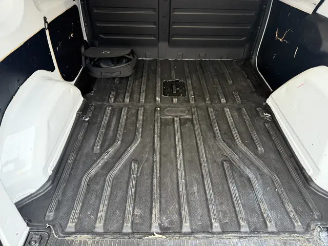 Mercedes-Benz eCitan 112 Pro 2023 Elektrisch 13