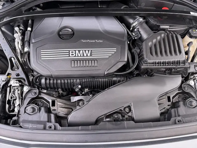 BMW 2 Serie Gran Coupé 220i 2023 Benzine 13