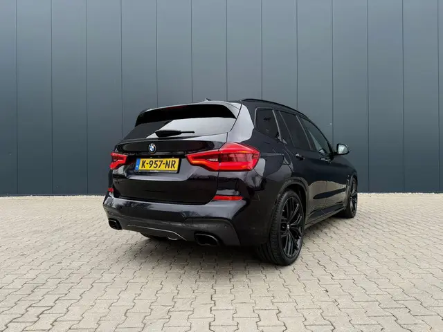 BMW X3 xDrive20i M-sport / pano / HUD / tr.hk / H&K 2020 Benzine 8