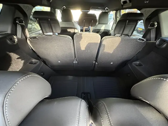 Peugeot 5008 1.2 Hybrid 145 GT 2025 Hybride Benzine 20