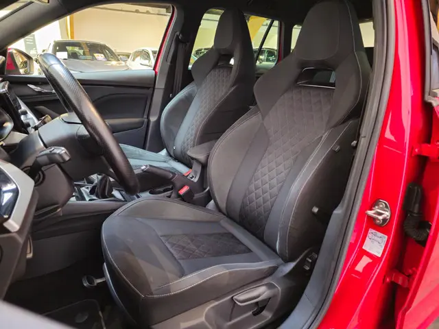 Škoda Kamiq 1.0 TSI Sport Business 2020 Benzine 14