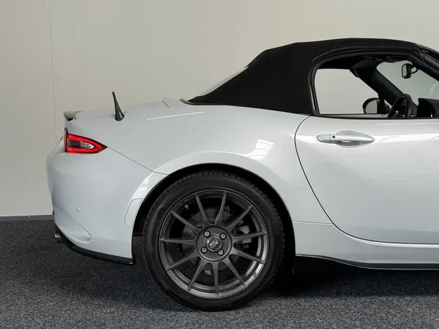 Mazda MX-5 2.0 SkyActiv-G 160 GT-M 2018 Benzine 34