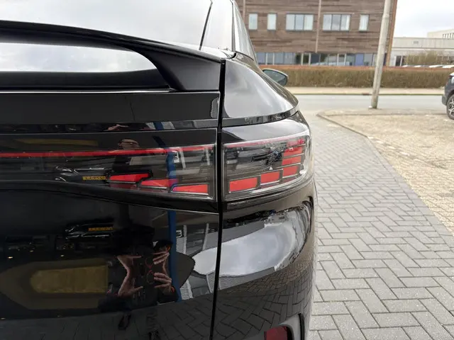 Volkswagen ID.5 Pro Business 77 kWh 2024 Elektrisch 8