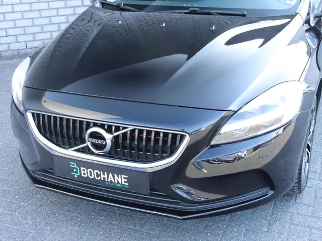 Volvo V40 2.0 T2 Nordic+ 2018 Benzine 19