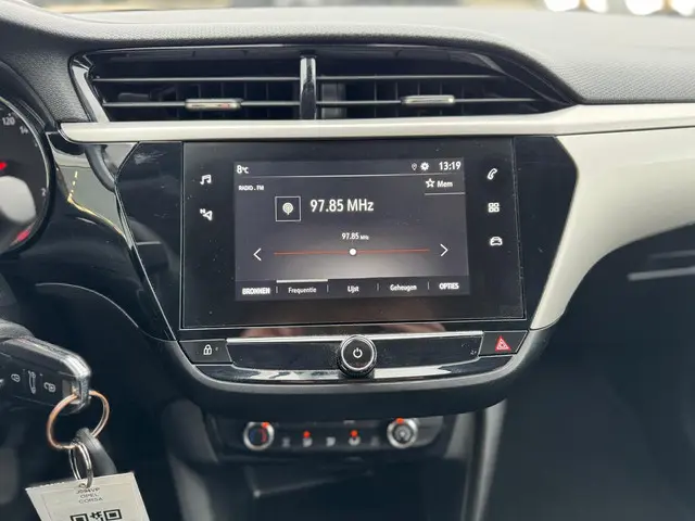 Opel Corsa 1.2 Edition 2020 Benzine 24