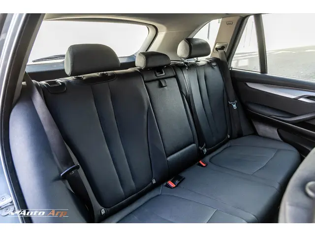 BMW X5 xDrive35i High Executive 2015 Benzine 34