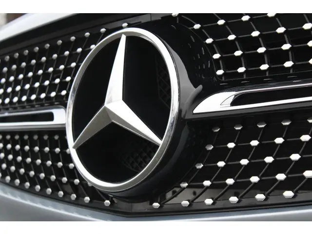 Mercedes-Benz GLC 250 4MATIC Business 2017 Benzine 30