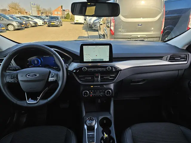 Ford Kuga 2.5 PHEV Titanium X 2023 Hybride Benzine 30