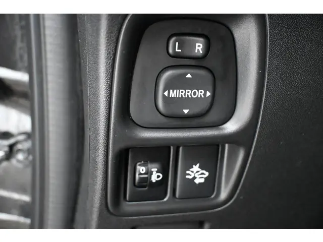 Peugeot 108 1.0 e-VTi Allure 2019 Benzine 21