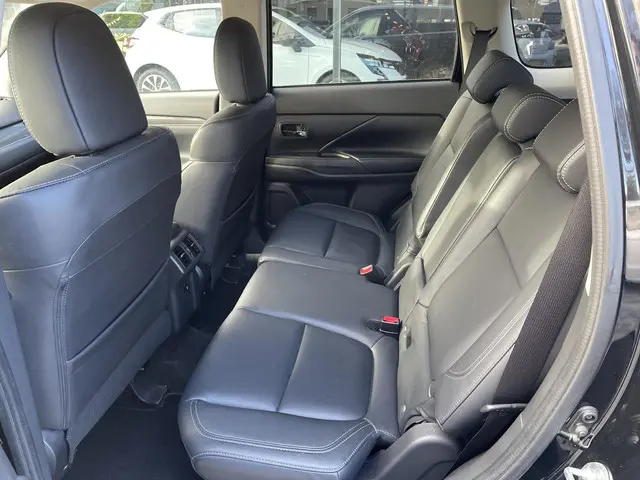 Mitsubishi Outlander 2.0 2WD Limited+ 2019 Benzine 14