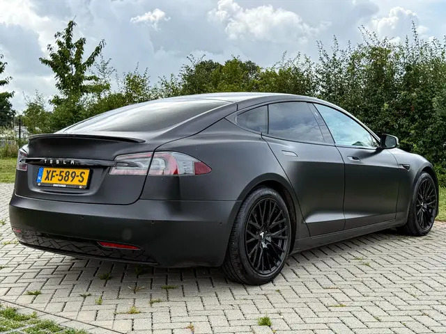 Tesla Model S 75D 2018 Elektrisch 7