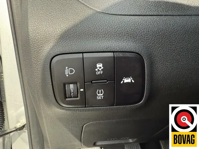 Hyundai i10 1.0 Comfort Smart 5-zits 2023 Benzine 24