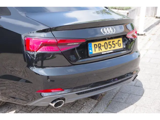 Audi A5 Coupé 2.0 TFSI ultra Launch Edition 2017 Benzine 39