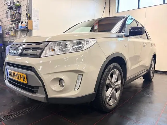 Suzuki Vitara 1.6 Exclusive 2019 Benzine 4
