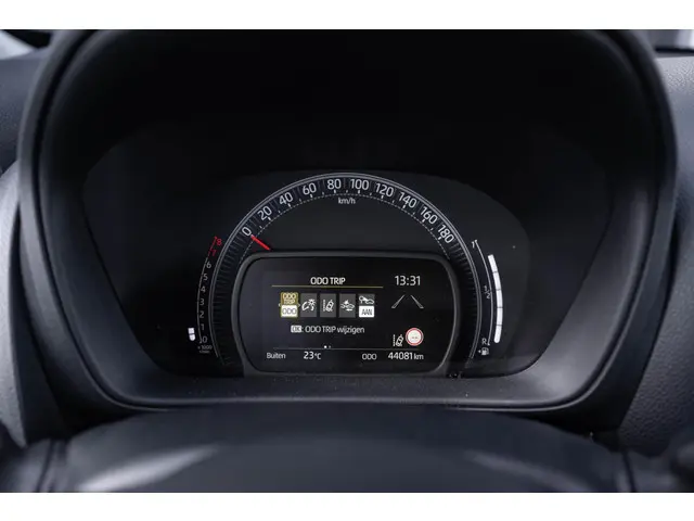 Toyota Aygo X 1.0 VVT-i MT Play 2022 Benzine 20