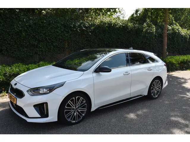 Kia ProCeed 2