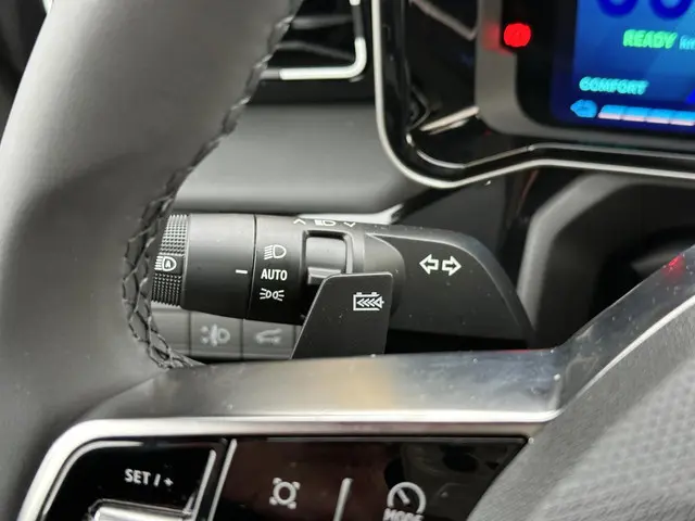 Renault 4 comfort range iconic 52 kWh 2025 Elektrisch 21