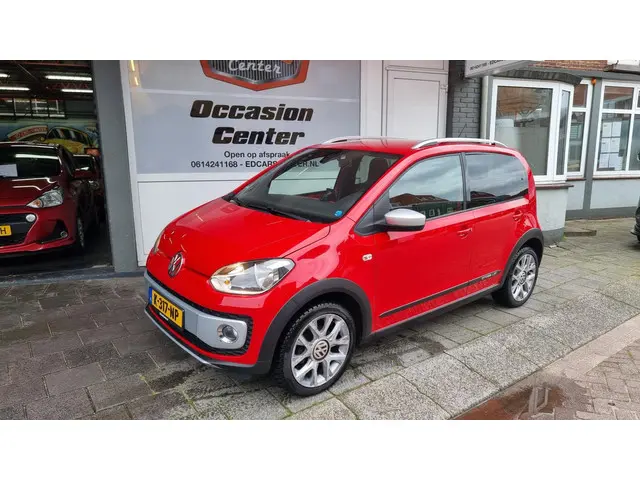 Volkswagen up! 1.0 cross up! BlueMotion 2014 Benzine 2