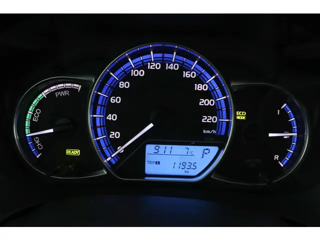 Toyota Yaris 1.5 Hybrid Lease 2015 Hybride Benzine 45