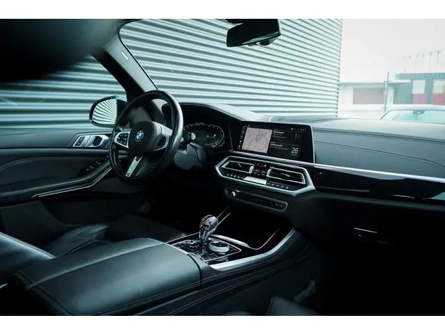 BMW X5 xDrive30d High Executive 2019 Diesel 53