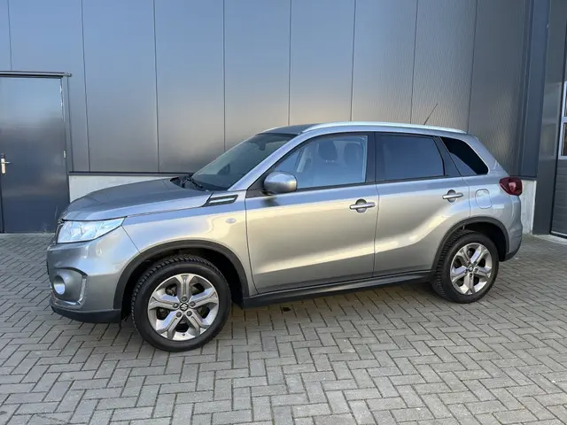 Suzuki Vitara 1.0 B.jet Select 2019 Benzine 2