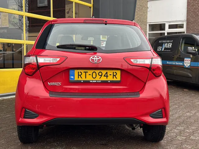 Toyota Yaris 1.0 VVT-i Comfort 2018 Benzine 5