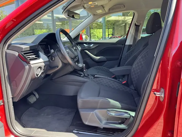 Škoda Kamiq 1.0 TSI Ambition DSG 110 pK 2024 Benzine 10