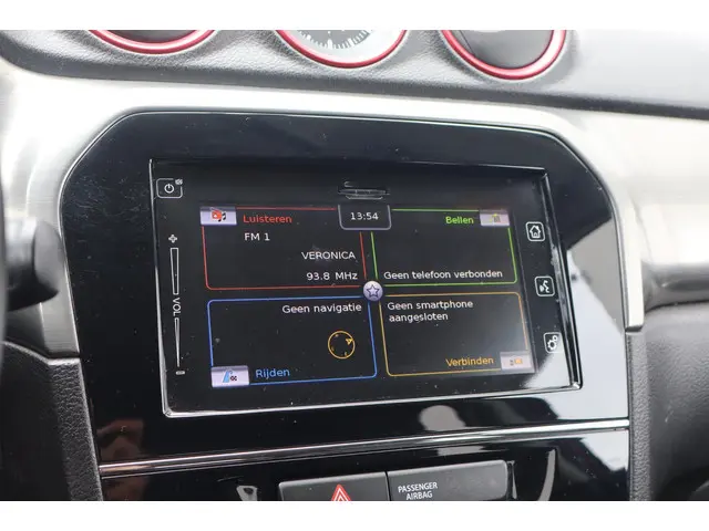 Suzuki Vitara 1.4 S, Automaat, Trekhaak. 2017 Benzine 13