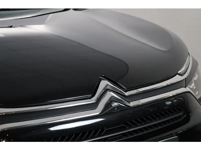 Citroën ë-C4 Shine 50 kw/h 2022 Elektrisch 11