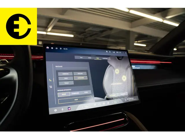 Lotus Eletre EDS 675 R 4WD 112 kWh 2024 Elektrisch 31