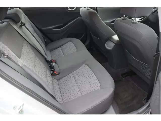 Hyundai IONIQ Comfort EV 2018 Elektrisch 14