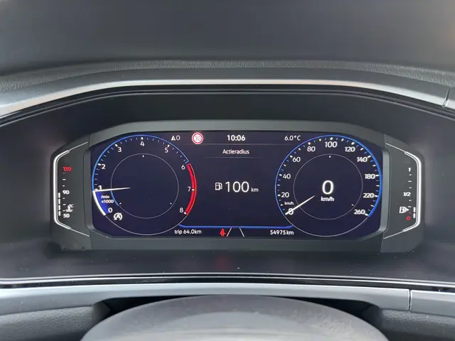 Volkswagen T-Roc 1.0 TSI 110pk 75 Edition 2022 Benzine 14