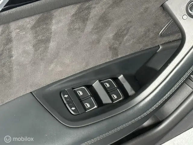 Audi RS6 Avant 4.0 TFSI RS 6 quattro 2014 Benzine 58