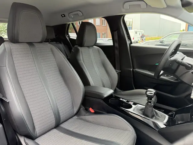 Peugeot 2008 1.2 PureTech Allure Pack 2022 Benzine 14