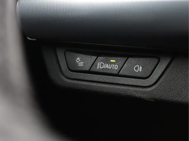 BMW X1 sDrive18i 2023 Benzine 29