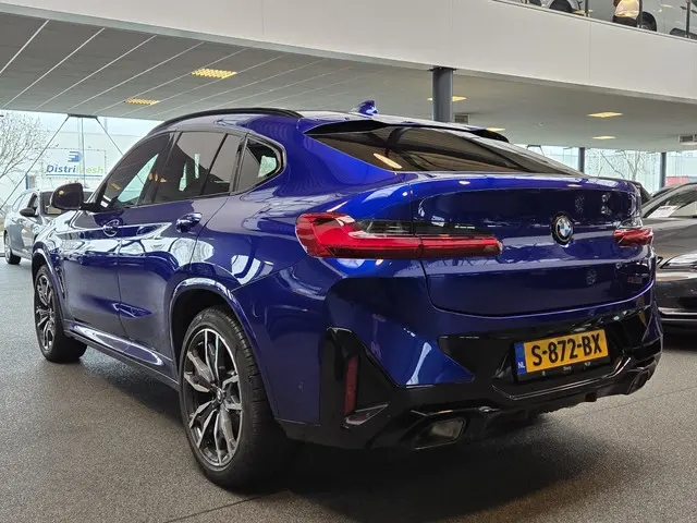 BMW X4 xDrive20i High Executive 2023 Hybride Benzine 3