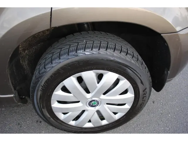 Škoda Yeti 1.2 TSI Active AUTOMAAT 2014 Benzine 25